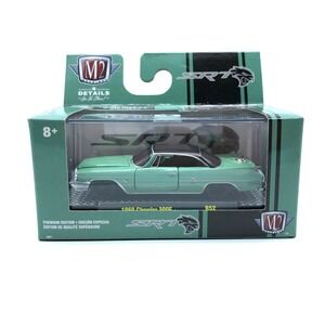 M2 Machines SRT '60 1960 Chrysler 300F Car Seafoam Green Diecast 1/64 Scale